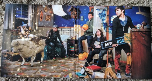Infinity on High fold-out